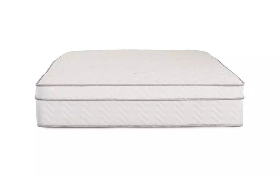 Single memory foam pocket sprung mattress with quilted white cover